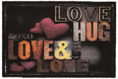 995 LOVE & HUG