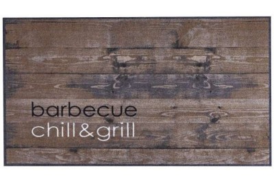300 BARBEQUE CHILL & GRILL